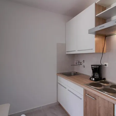 Apartment Fuer 4 Personen Ca 35 Qm In Banjole, Istrien Istrische Riviera Banjole